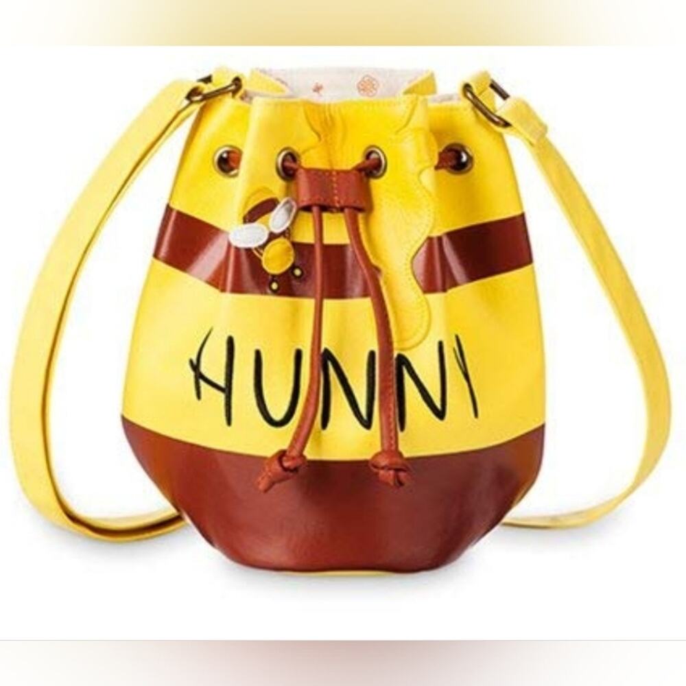 Loungefly OG Heart Logo Winnie the Pooh Bucket Bag NWT Pre‑Funko 2018 - Picture 10 of 10